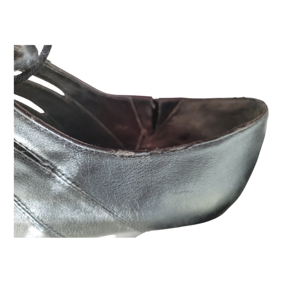 FERGALICIOUS Women's "ROXIE" Block Heel Lace Up Shoe - Picture 12 of 14